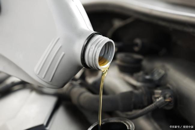 车主先别急着加油！油价或大降 二连跌来袭