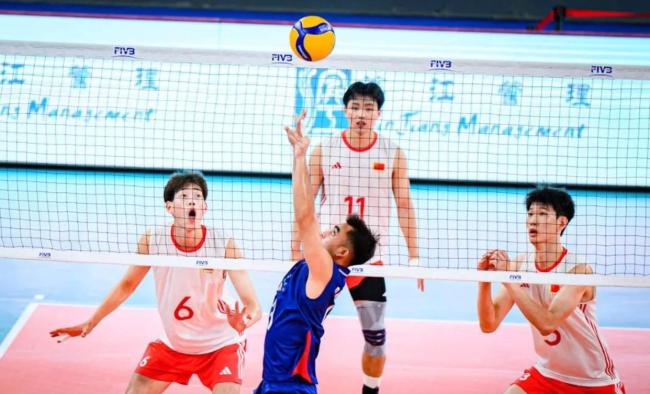 中国女排晋级16强 主帅为何并不轻松 主场压力与细节挑战