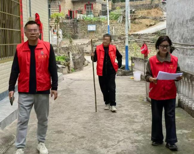 22岁女村支书遭遇车祸去世 年轻生命戛然而止