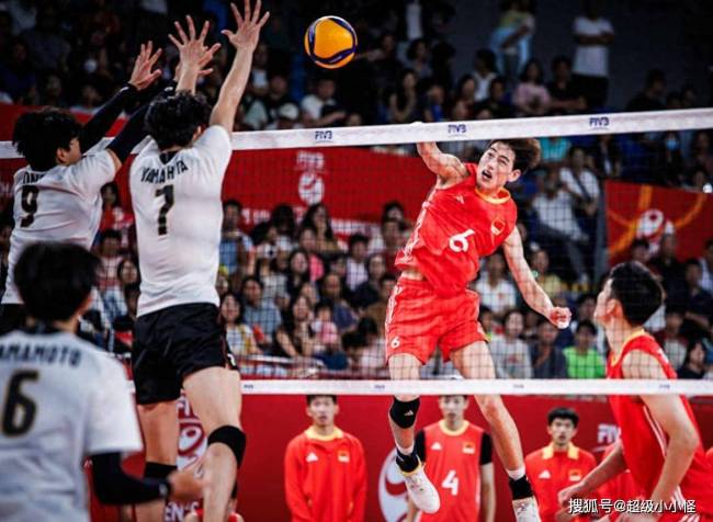 中日大战后爆发冲突:小野喷垃圾话输球又输人