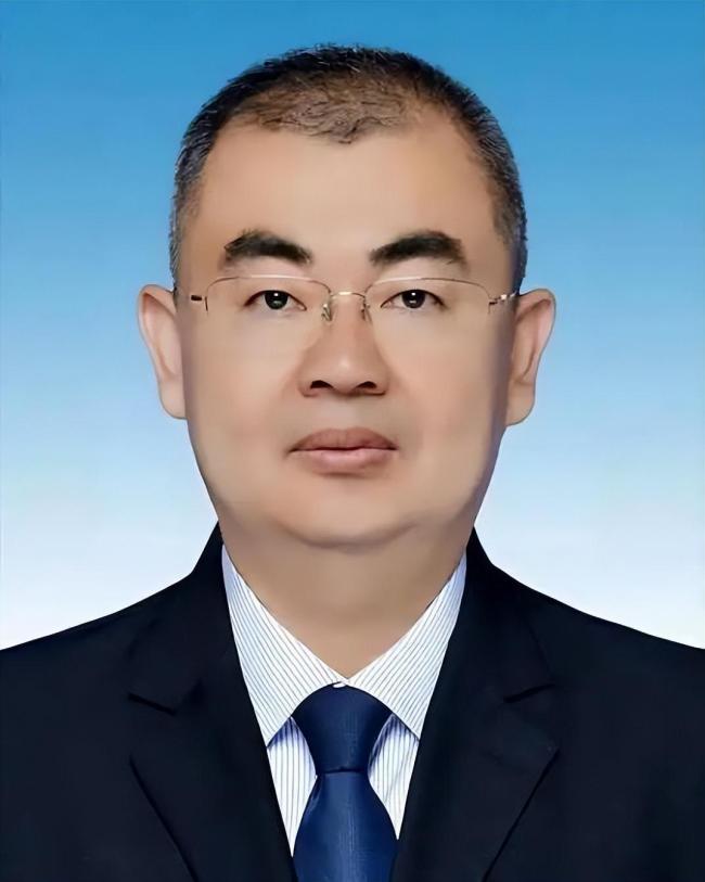 班子三东谈主 半个月内官宣落马 水务局三领导接连被查