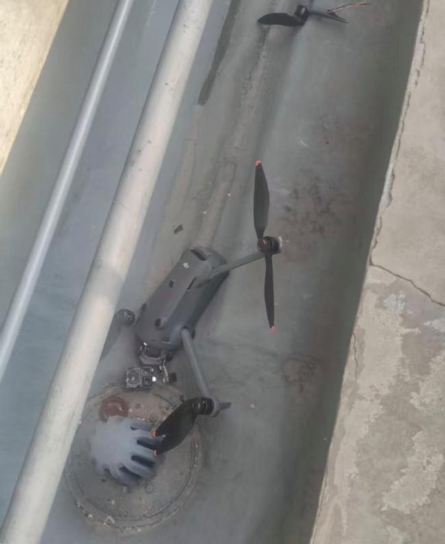 两架无人机高空相撞涉事飞手均被罚 违规飞行引关注