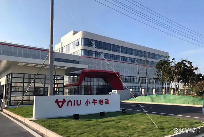 价格大跳水！越卖越便宜的“电驴爱马仕”，终于扭亏588万 从高端到亲民的转型之路