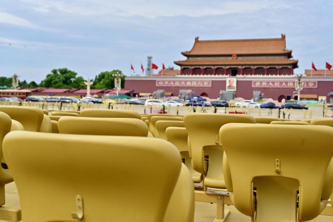 閱兵當天天安門廣場可容納超5萬人 觀禮布置就緒