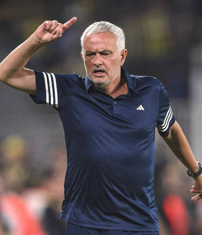 穆里尼奥被费内巴切解雇后,股价上涨6% 引援加速与股价齐升