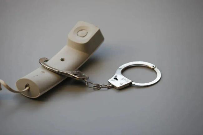 原部委工作人员因间谍罪获死缓：主动交友+掌握把柄+套取机密=中招！