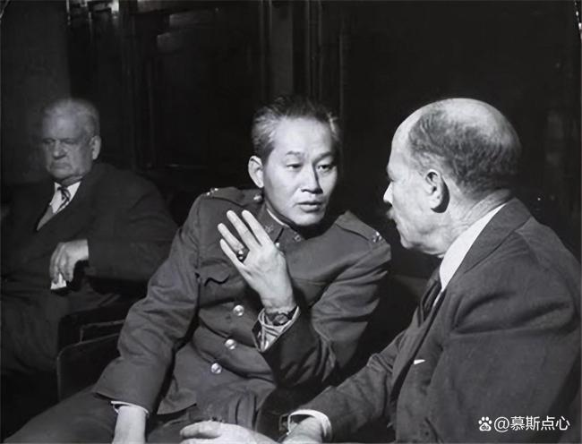 被软禁33年的孙立人病逝后留遗言：不葬大陆，棺材不入土