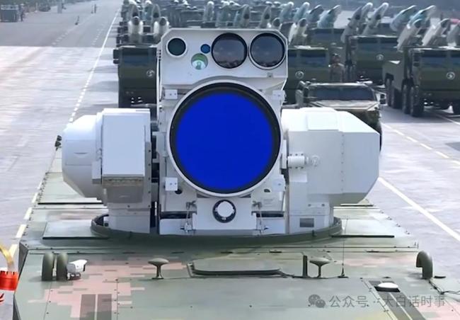 九三阅兵多款尖兵利器首次集中出场 国产现役主战装备大放异彩