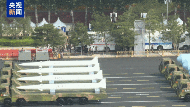 陸海空基“三位一體”戰略核力量首次集中展示
