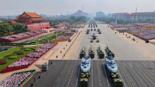 特朗普说看了九三阅兵：这是一个美丽的庆祝仪式，让人印象非常非常深刻