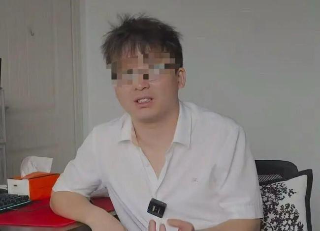 男子地铁被诬陷偷拍案二审将开庭