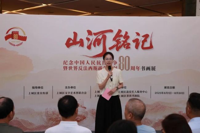 姑娘西湖边对诗7分钟惊艳全网 诗词之美获赞无数