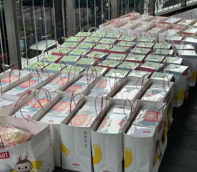 LABUBU隐藏款从过万跌至840元 市场泡沫破裂