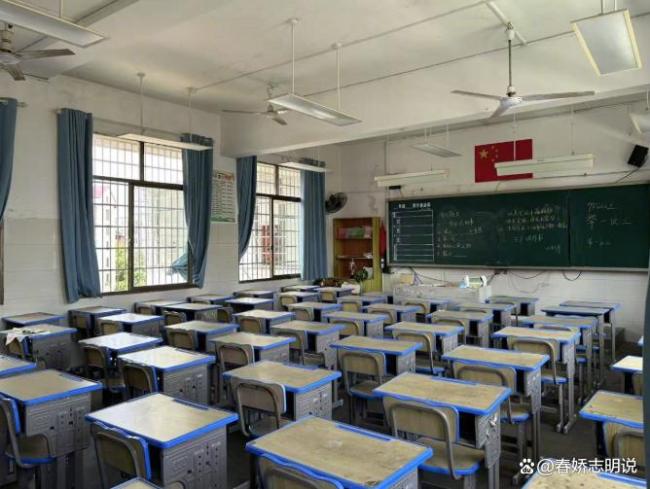 小学教师过剩编内转岗临聘清退 生源变化引发教育震荡