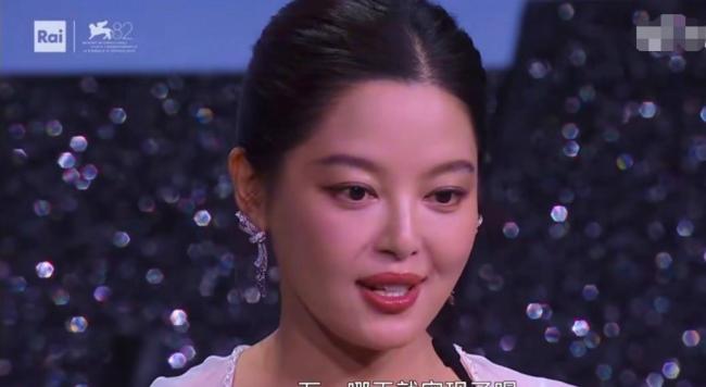 辛芷蕾收到女演员们集体道喜 瞎想成真激励热议