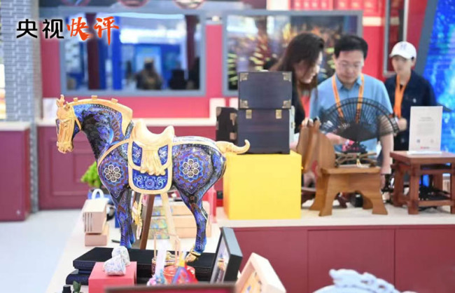 【央视快评】建设开放型世界经济 为构建人类命运共同体不断注入新动力