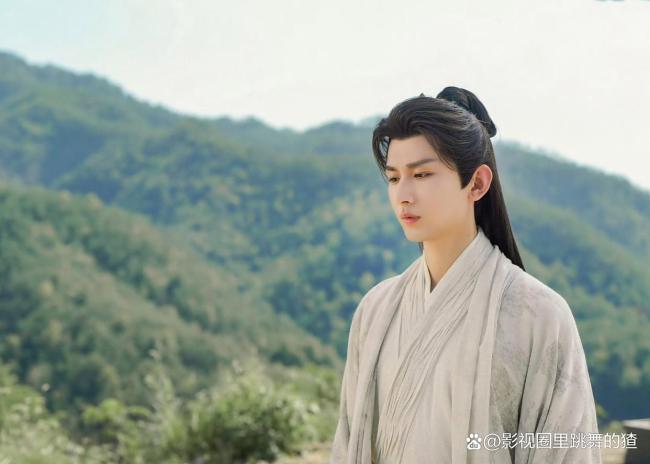 成毅赴山海质感