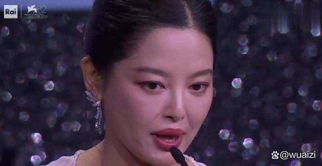 辛芷蕾开屏 六年影后空白终结者