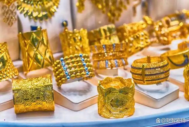 一家黄金商店被90万黄金拆除，黄金市场被隐藏在