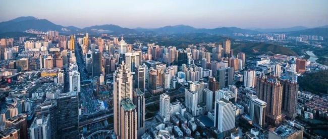 这些城市户籍正在集体“降门槛” 推动人口合理流动