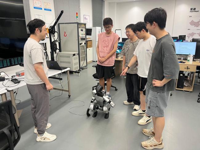 在机器人领域，谁可以成为“ Android”？中间件可