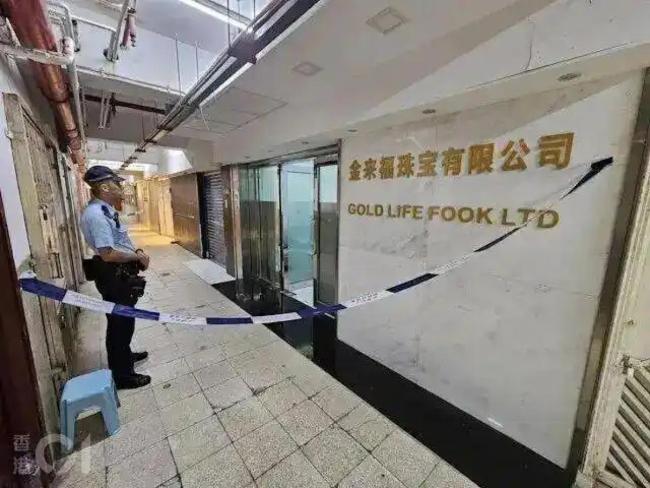 香港65公斤黄金大劫案7人被拘 警方全力追捕涉案人员！大劫