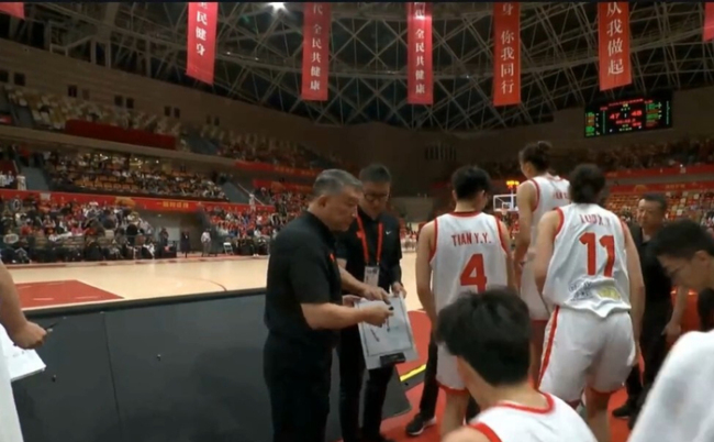 中国女篮格局变了!37+10新核心诞生,宫鲁鸣的底牌并非张子宇或韩旭 杨舒予成关键人物