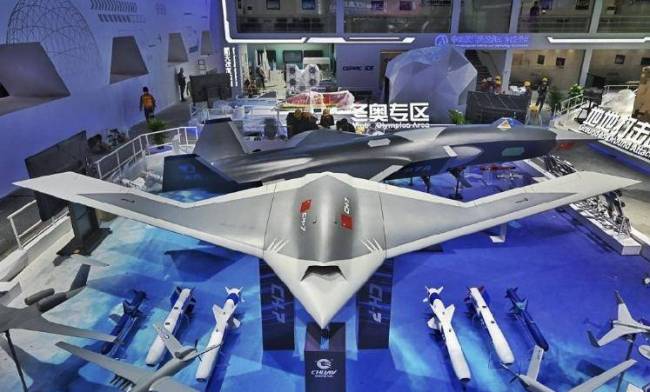 亮相長春的國產(chǎn)飛翼無人機(jī)有何用途 隱身性能引關(guān)注