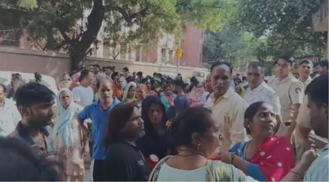 这位15岁的印度男孩被绑架并杀死了4岁的邻居男