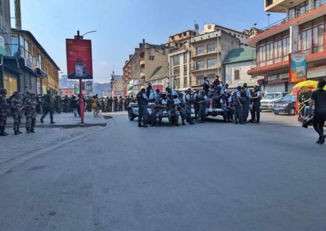 马达加斯加骚乱已致5人死亡 宵禁下的动荡局势