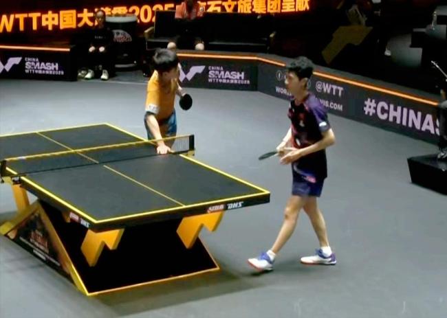 国乒05后新星送张本智和一轮游 陈俊菘逆转胜出