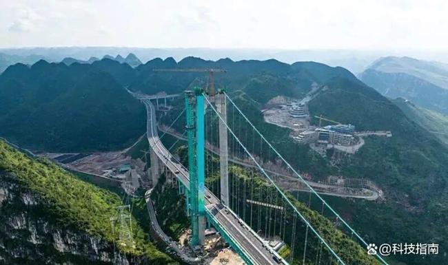 中国建桥黑科技你知道哪些 毫米级精度云端奇迹