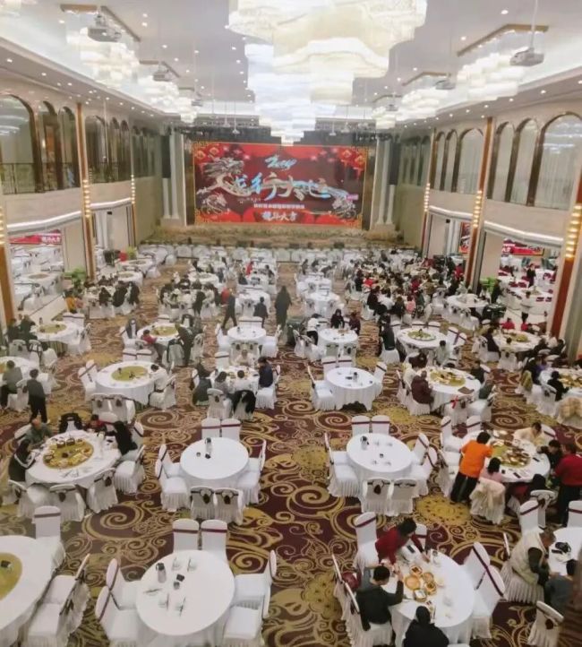 超5万家店倒闭，有酒楼拖欠租金已超600万，老字号为何越来越难？ 行业寒冬已至