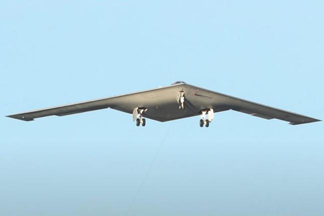 美军探索B-21轰炸机新用途 空中武库机概念浮现