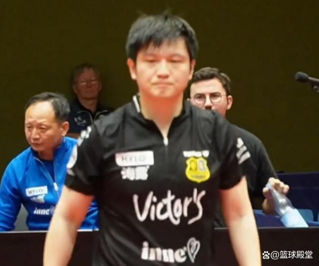 樊振东1比3阿吉雷 秋日竞技场激战