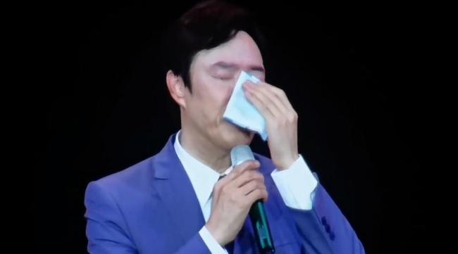 女子被假冒费玉清诈骗 费玉清方声明 警惕网络骗局
