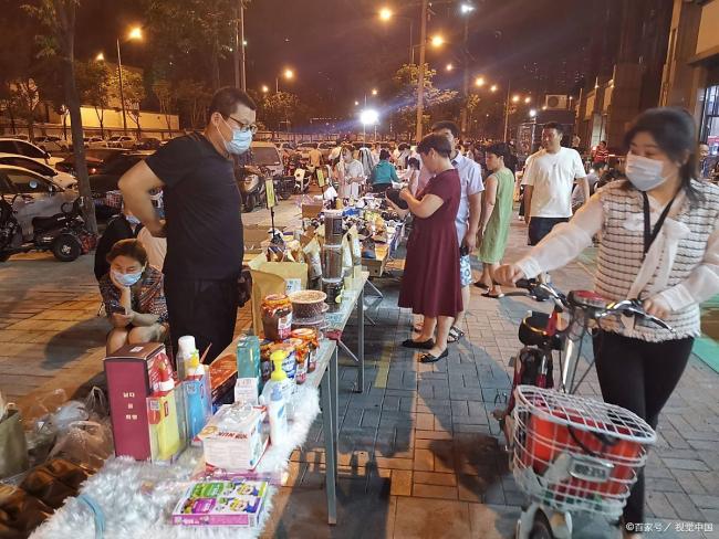 夜市套圈30元1500个圈 火爆出圈的经营智慧