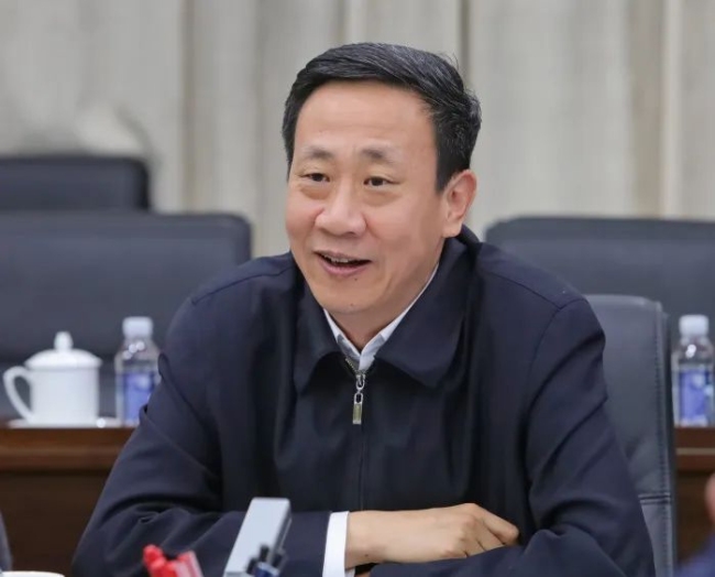 省级政府领导班子密集调整！4人履新副省长 多地干部职务变动