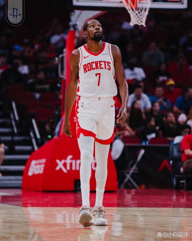 NBA季前赛：杜兰特首秀20分火箭轻取爵士 申京13 13引七人上双