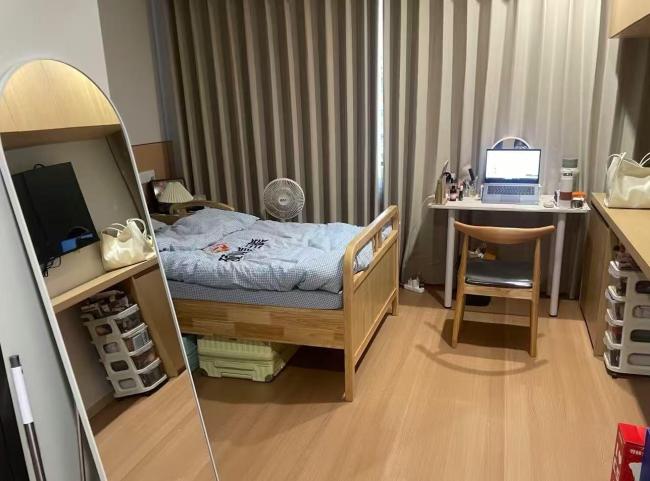 27岁女生月租1500元住进养老院 陪伴奶奶共度时光