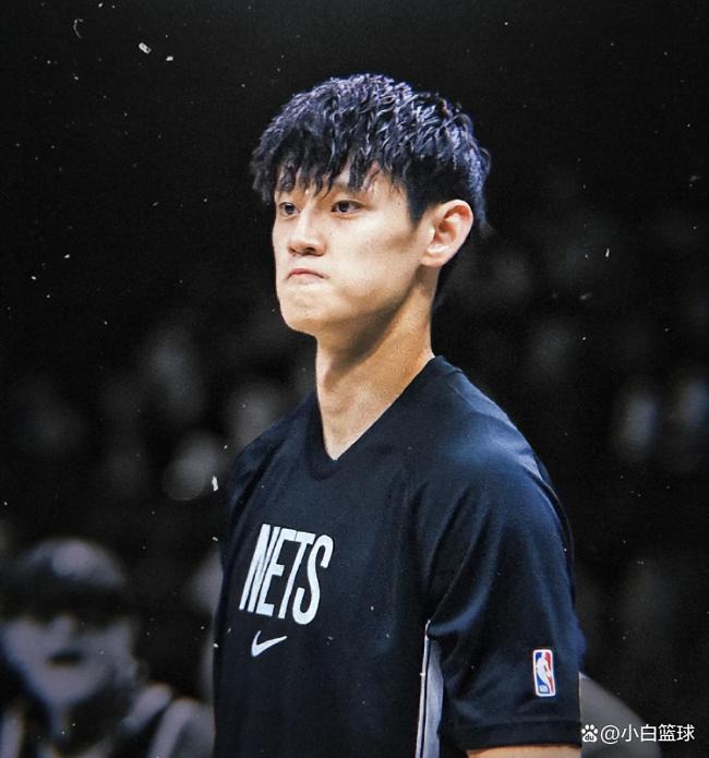 媒体人热议曾凡博首秀:根本没人传球