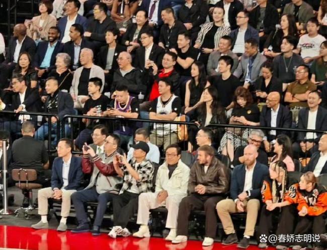 众星云集!NBA中国赛暂停期间 马布里林书豪哈达威齐聚一堂 跨界顶流同框引发热议