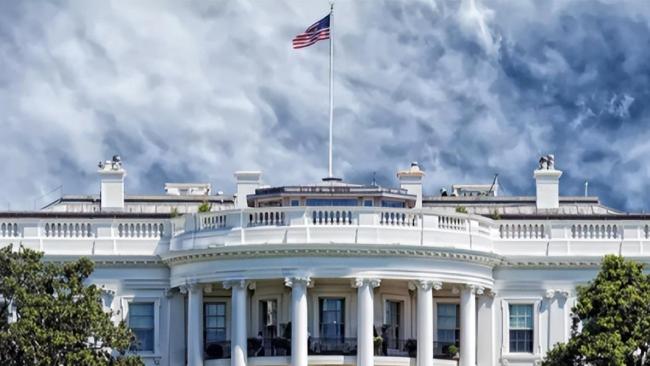 失去诺贝尔和平奖之后，特朗普要给自己颁奖 现实与算计