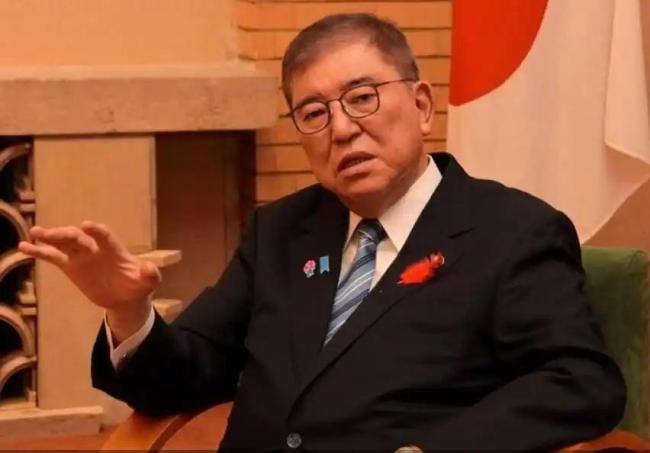 石破茂：在首相官邸谁也不说真话 首相之路不易