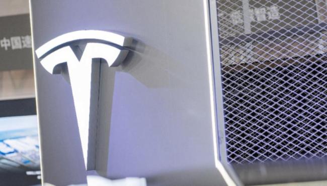 车顶维权案当事人称特斯拉上诉了