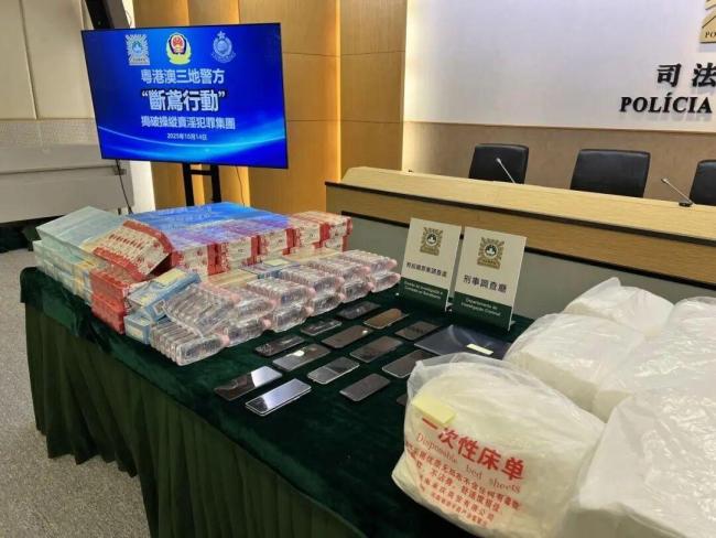 卖淫集团被端 查获安全套超10000个