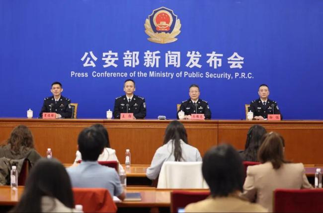 11月起，国产小客车新车上牌在家就能办了 全业务数字化办理