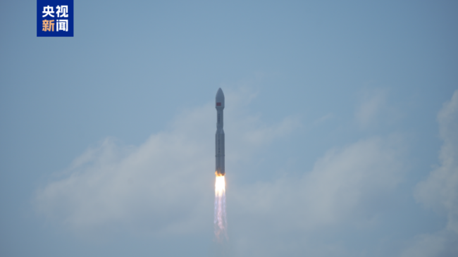 我国成功发射卫星互联网低轨12组卫星