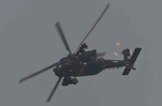 直-20T表演首秀 高原雄鹰震撼亮相