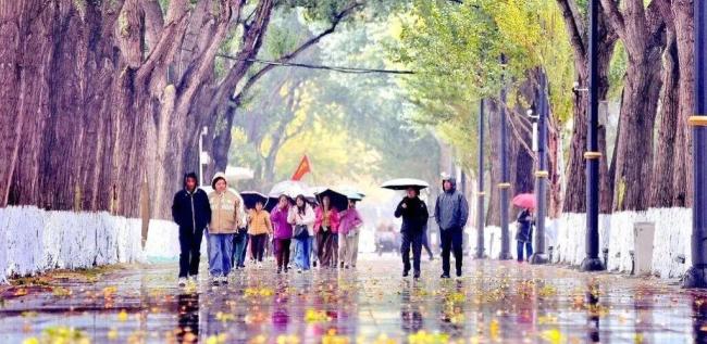 多地下雪了一夜入冬 最强冷空气来袭